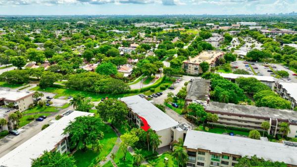 Omega, 7480 NW 17th St #206, Plantation, Florida 33313, image 2
