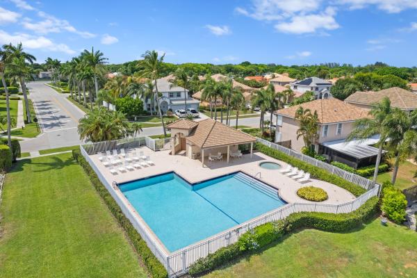 Le Palais, 5665 Descartes Cir, Boynton Beach, Florida 33472, image 2