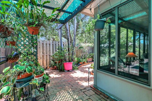 Tree Tops Of Wellington, 425 Oak Shadow Way, Wellington, Florida 33414, image 3