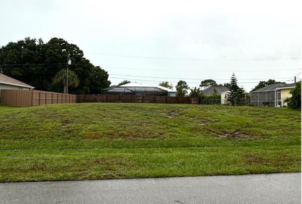4022 SW Carlile St, Port St. Lucie, Florida 34953, image 2