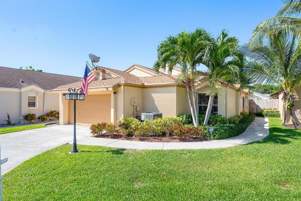 Meadow Lake At The Meadows, 71 King Fisher Way, Boynton Beach, Florida 33436, image 1