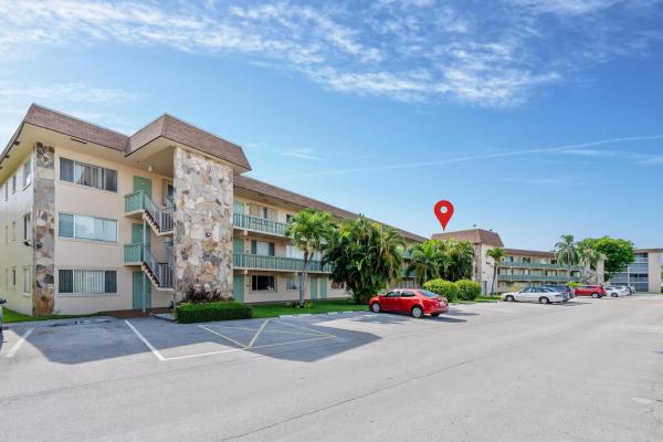 Village Green 2, 400 Village Green Cir #311, Palm Springs, Florida 33461, image 1