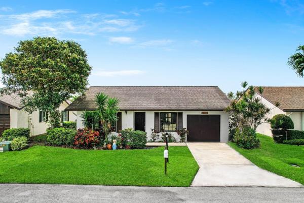 Buttonwood West, 6306 White Sabal Palm Ln, Greenacres, Florida 33463, image 1