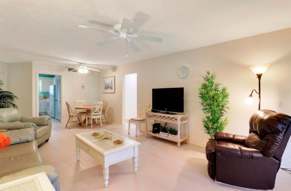 Tequesta Garden, 2 Westwood Ave #207g, Tequesta, Florida 33469, image 1