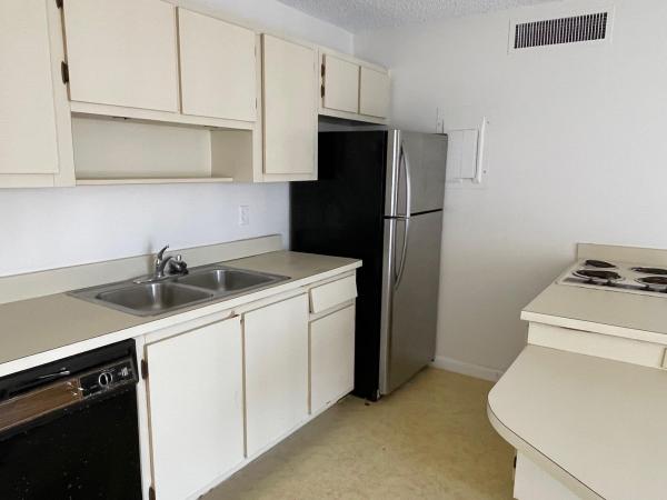 Eden Place, 645 Executive Center Dr #R-206, West Palm Beach, Florida 33401, image 3