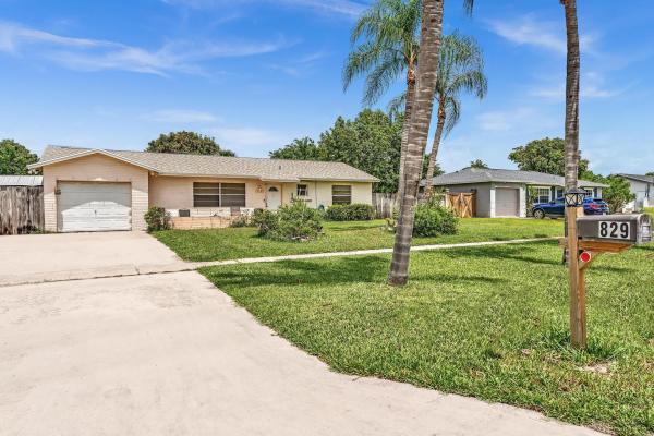 Palm Beach Colony, 829 Orchid Dr, Royal Palm Beach, Florida 33411, image 1