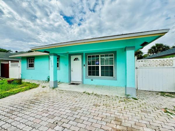 Greenwood, 4904 Dillon St, Lake Worth Beach, Florida 33463, image 1