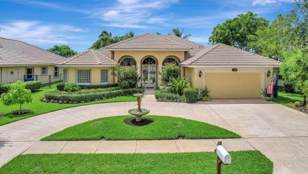 The Estates Of Royal Palm Beach, 148 Cypress Trce, Royal Palm Beach, Florida 33411, image 1