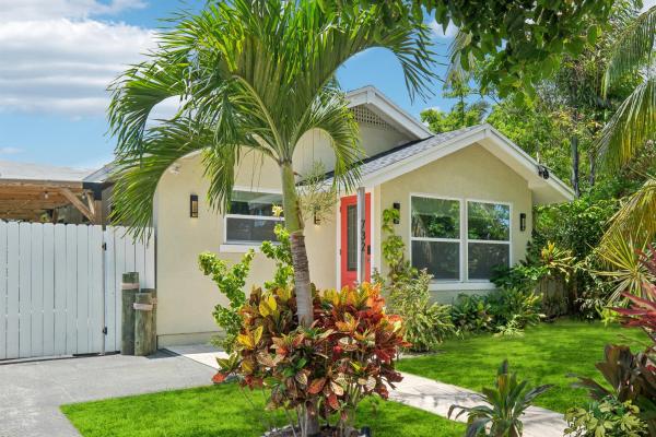 Seminole Heights, 732 Tallapoosa St, West Palm Beach, Florida 33405, image 1