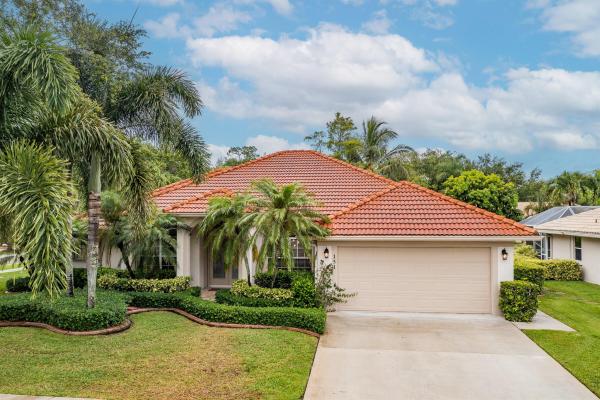The Estates Of Royal Palm Beach, 151 Silver Bell Cres, Royal Palm Beach, Florida 33411, image 1