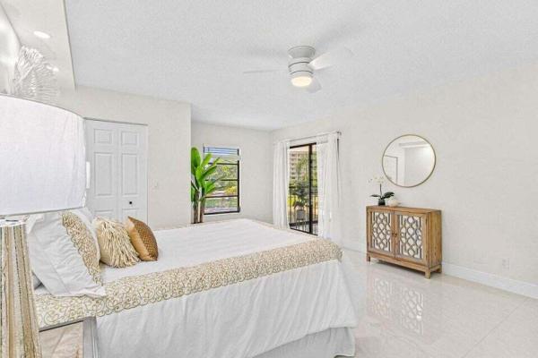 Huntington Lakes 5, 7290 Ashford Pl #305, Delray Beach, Florida 33446, image 1