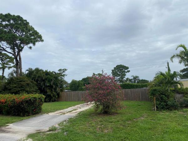 Military Ridge, 5059 Ferndale Dr, Delray Beach, Florida 33484, image 2