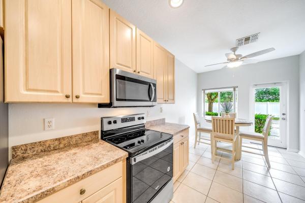 East Lake Village, 2121 SE Glen Ridge Dr, Port St. Lucie, Florida 34952, image 2