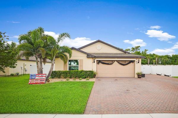 The Meadows At Bent Creek, 910 Bent Creek Dr, Fort Pierce, Florida 34947, image 1