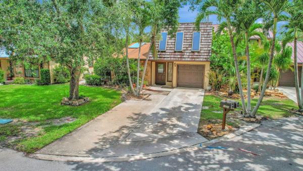 Town Oaks, 1003 Raintree Ln, Palm Beach Gardens, Florida 33410, image 1
