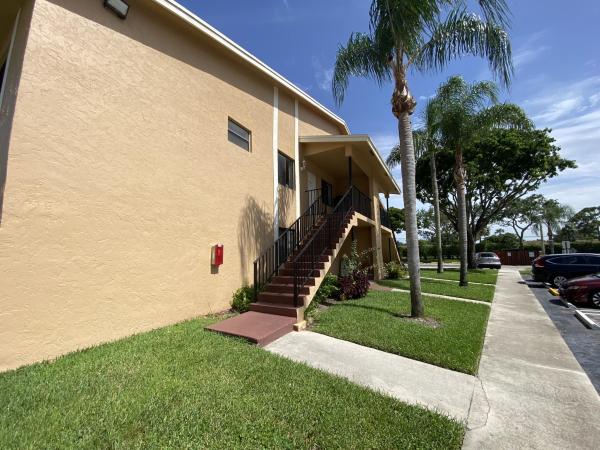 The Laurels At Sherwood, 6061 10th Ave N #243, Greenacres, Florida 33463, image 1