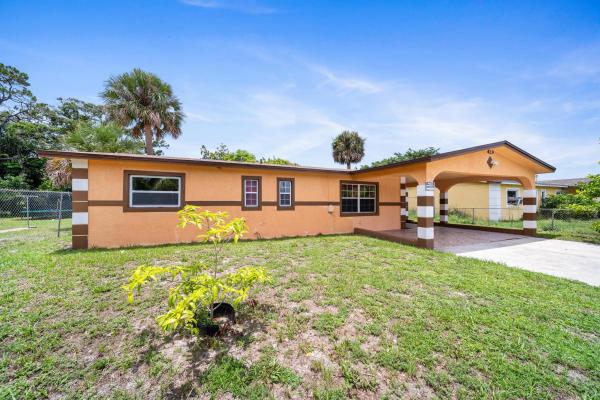 Fort Pierce No HOA, 429 N 17th St, Fort Pierce, Florida 34950, image 1