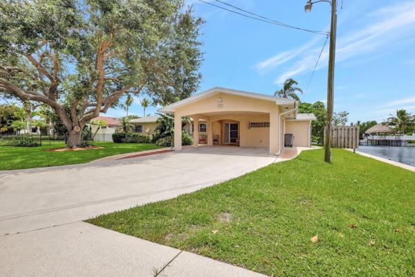 Lake Clarke Manor, 1059 Carambola Cir, West Palm Beach, Florida 33406, image 1