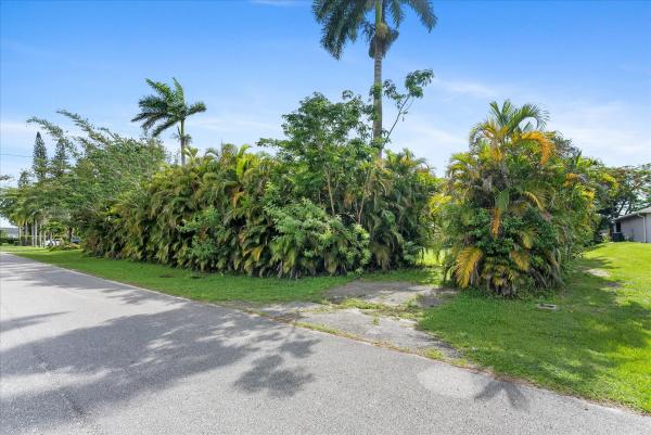 Florida Gardens, 55 Barberton Rd, Lake Worth, Florida 33467, image 1