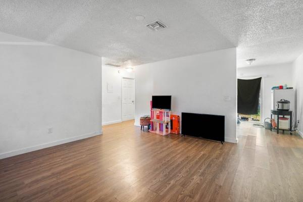 4063 Herbertz Rd, Lake Worth, Florida 33461, image 2