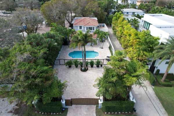 Delray Beach No HOA, 820 Palm Trl, Delray Beach, Florida 33483, image 1