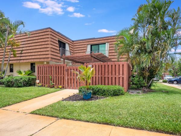 Palms Of Delray, 2555 N Albatross Rd #2-B, Delray Beach, Florida 33444, image 3
