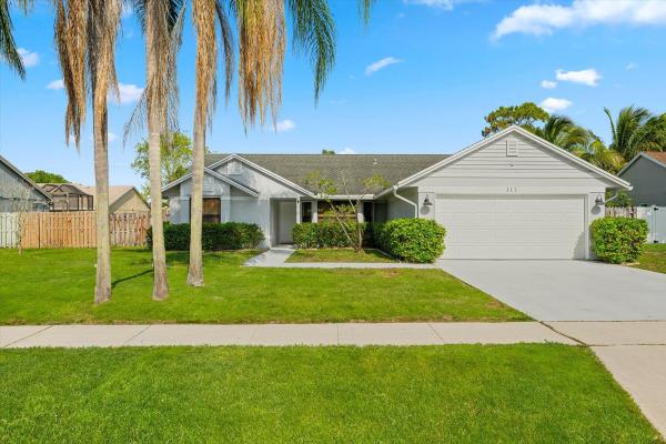 Huntington Woods, 111 Sherwood Dr, Royal Palm Beach, Florida 33411, image 1