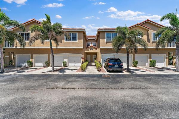 Tequesta Trace, 117 Lighthouse Cir #C, Tequesta, Florida 33469, image 1