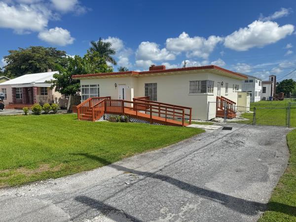 Belle Glade No HOA, 124 NW Ave E, Belle Glade, Florida 33430, image 1