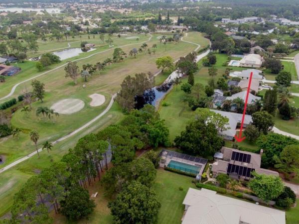Holiday Pines, 5501 Deer Run Dr, Fort Pierce, Florida 34951, image 1