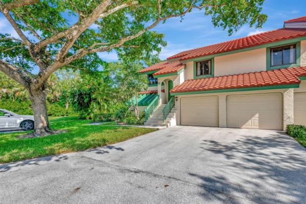 Lexington Green, 18 Lexington Ln #E, Palm Beach Gardens, Florida 33418, image 1