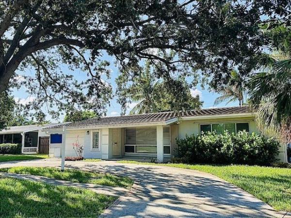 Coral Manor, 531 SE 4th St, Deerfield Beach, Florida 33441, image 1