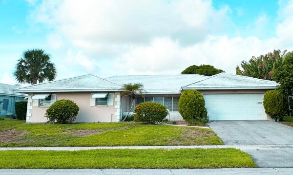 Camino Gardens, 950 Holly Ln, Boca Raton, Florida 33486, image 1