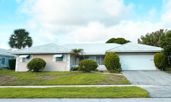 Camino Gardens, 950 Holly Ln, Boca Raton, Florida 33486, image 1