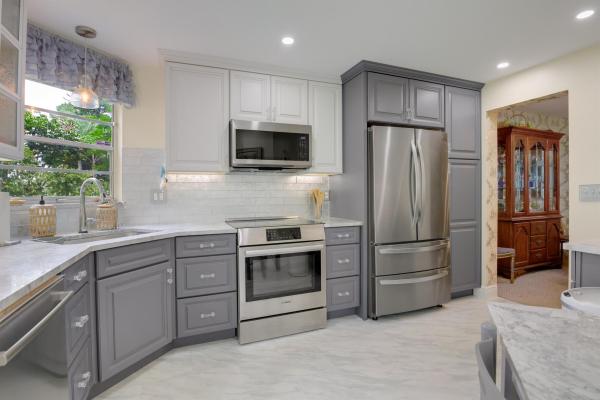 Kendall At Poinciana Place, 3810 Via Poinciana #102, Lake Worth Beach, Florida 33467, image 1