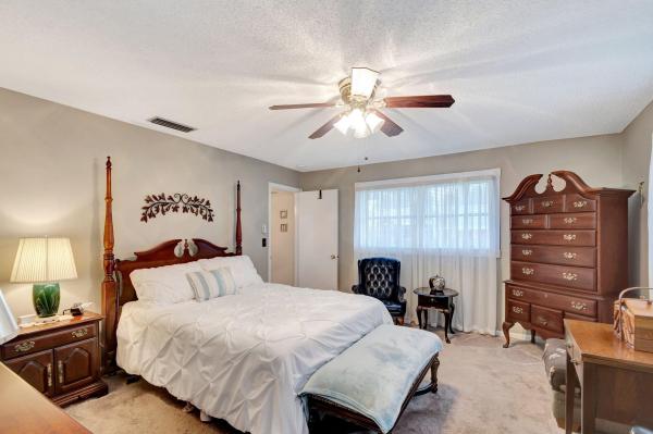 86 W Coconut Dr, Lake Worth, Florida 33467, image 1