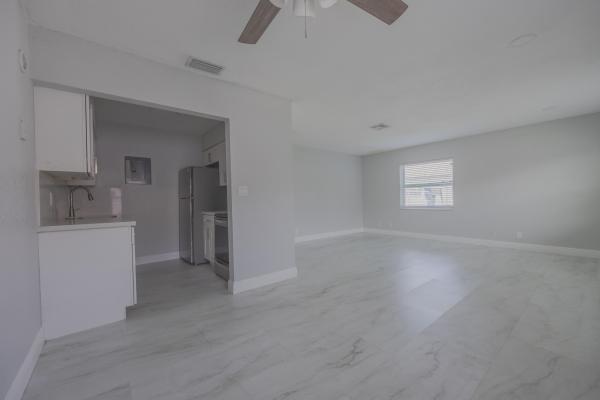 Oriole Estates, 3961 NW 31st Ave, Lauderdale Lakes, Florida 33309, image 3