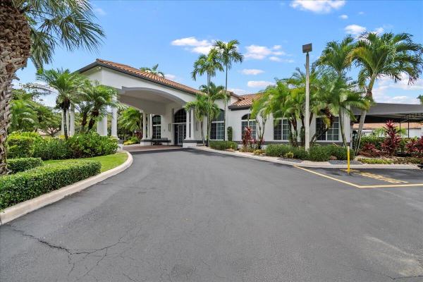 The Club At Indian Lakes, 6027 Castle Lake Ct, Boynton Beach, Florida 33437, image 2