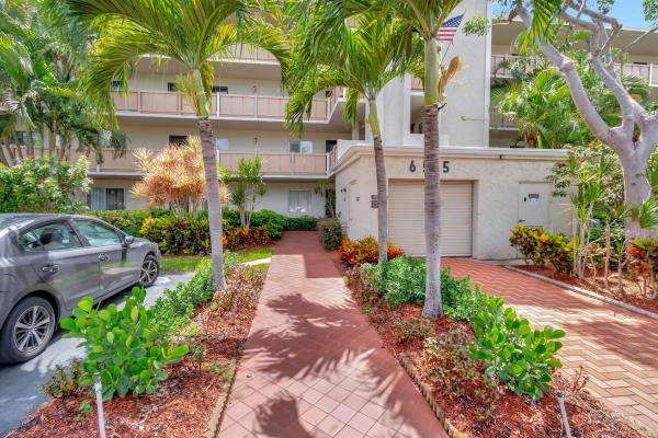 Huntington Lakes 1, 6515 Kensington Ln #205, Delray Beach, Florida 33446, image 1