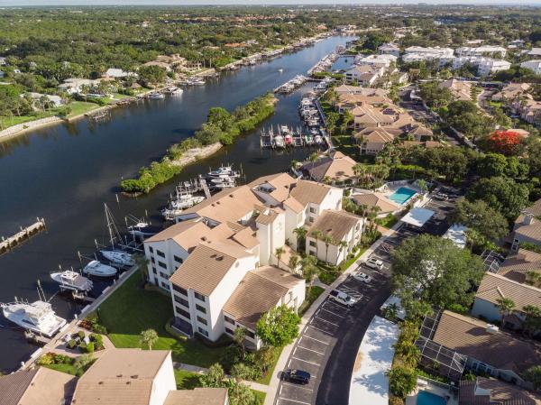 Oak Harbour, 824 Oak Harbour Dr #824, Juno Beach, Florida 33408, image 1