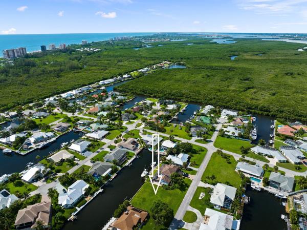 Queens Cove, 126 Queen Catherina Ct, Fort Pierce, Florida 34949, image 3