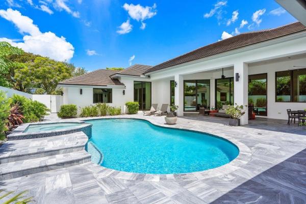 Bocaire Country Club, 4896 Bocaire Blvd, Boca Raton, Florida 33487, image 1