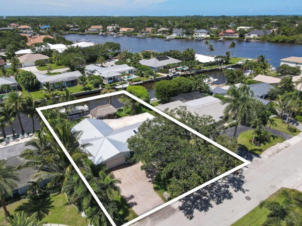 Country Club Point, 15 Tradewinds Cir, Tequesta, Florida 33469, image 1