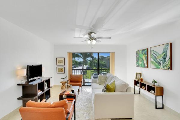 Pine Ridge North 2, 616 Sea Pine Way #D2, Greenacres, Florida 33415, image 1