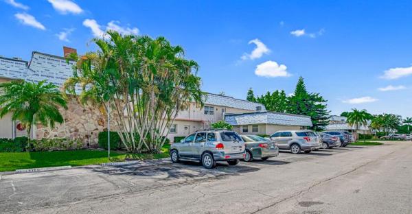 Greenway Village South, 12013 Greenway Cir #209, Royal Palm Beach, Florida 33411, image 1
