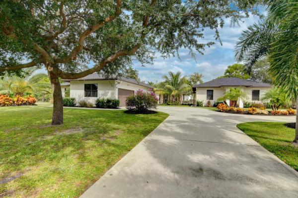 Suburban Homes, 1405 Glen Road Rd, Glen Ridge, Florida 33406, image 1