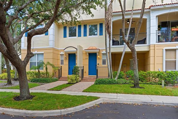 Parkside Square, 3195 N Oasis Dr, Boynton Beach, Florida 33426, image 1