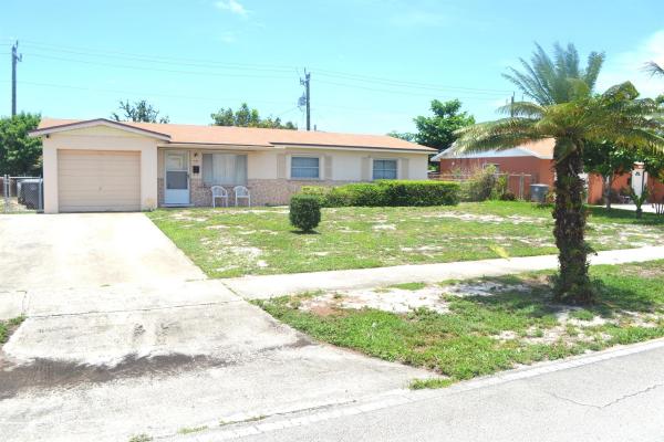 Lake Park Residential, 545 Palmetto Dr, Lake Park, Florida 33403, image 1
