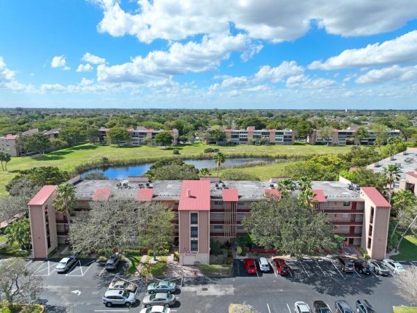 Palm Lakes, 7300 Lake Cir Dr #302, Margate, Florida 33063, image 1