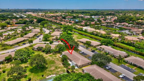 Boca Lakes, 8700 Belle Aire Dr, Boca Raton, Florida 33433, image 2